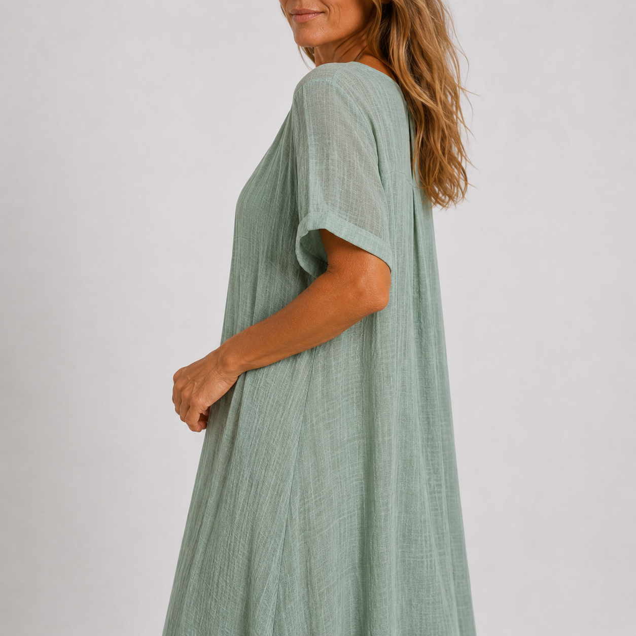 Violette – Flowing Maxi Dress