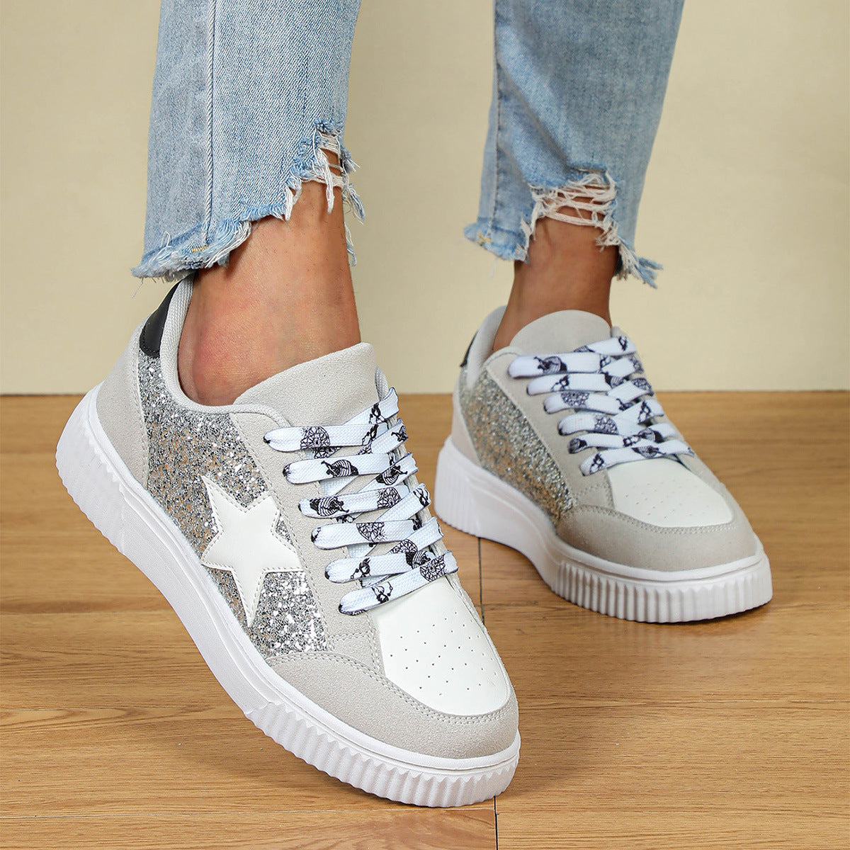 Silver Gray / 4