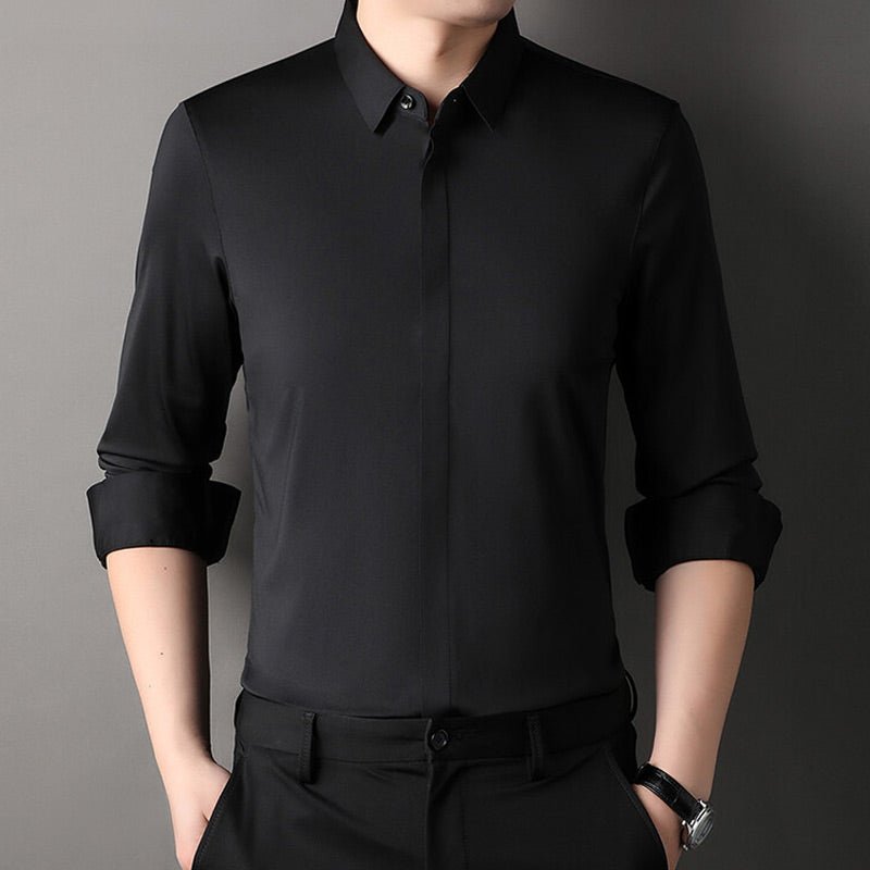 Black / M