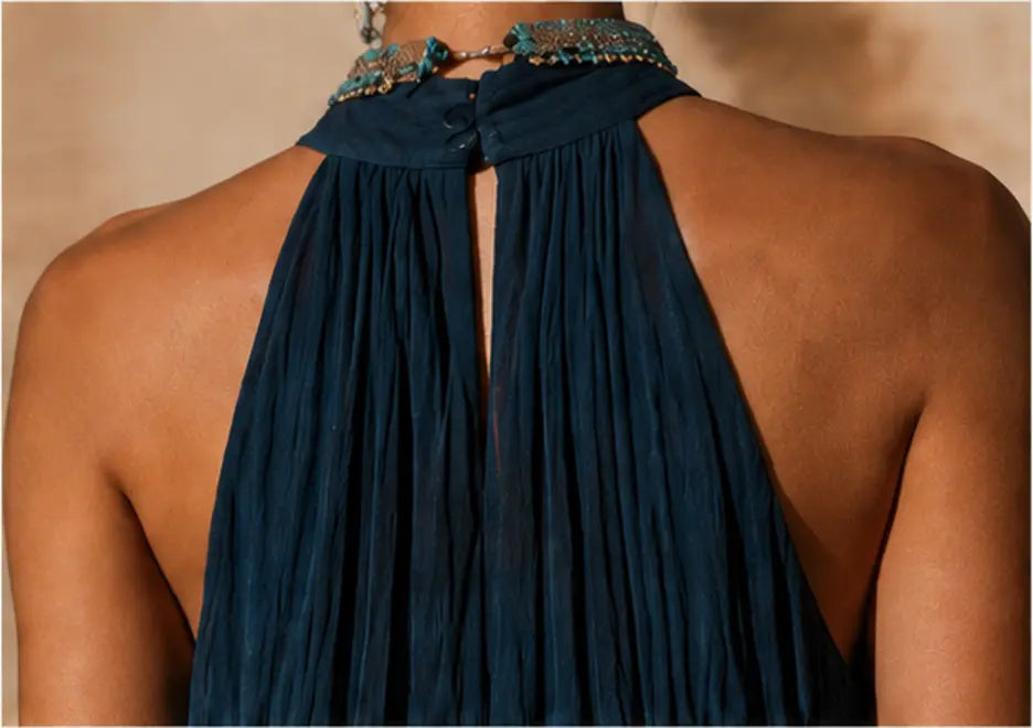 Paula | Gradient Halter V-Neck Maxi Dress